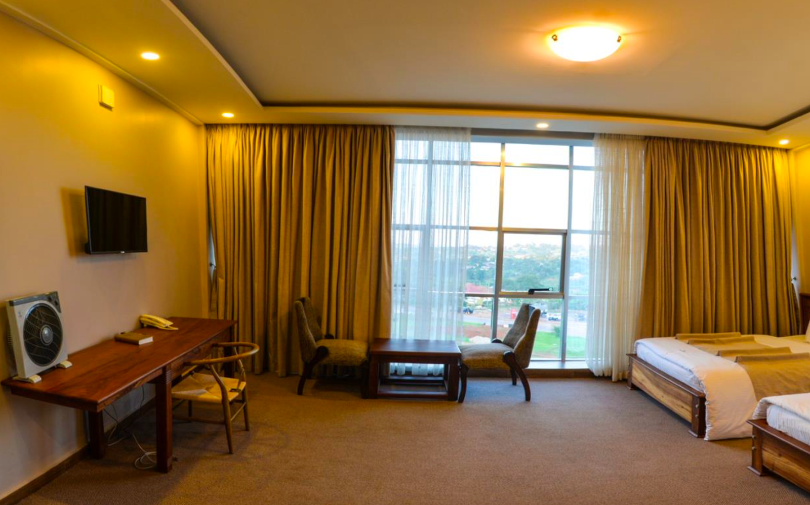 Standard Twin Room - View 4